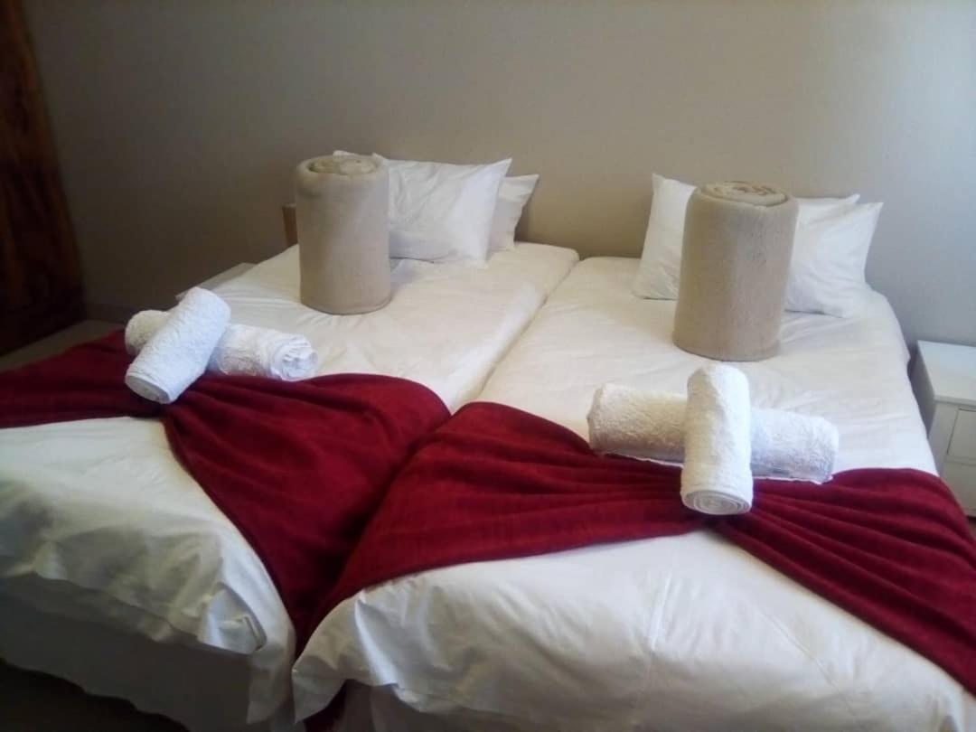 Elilo Bed And Breakfast Walvis Bay Exteriör bild